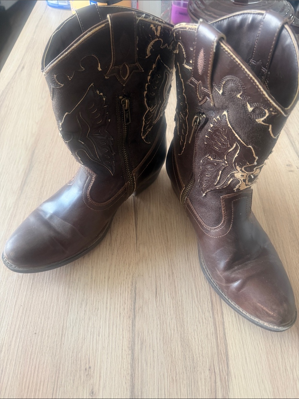 Frye Brown Leather Embroidered Western Zip Boots
